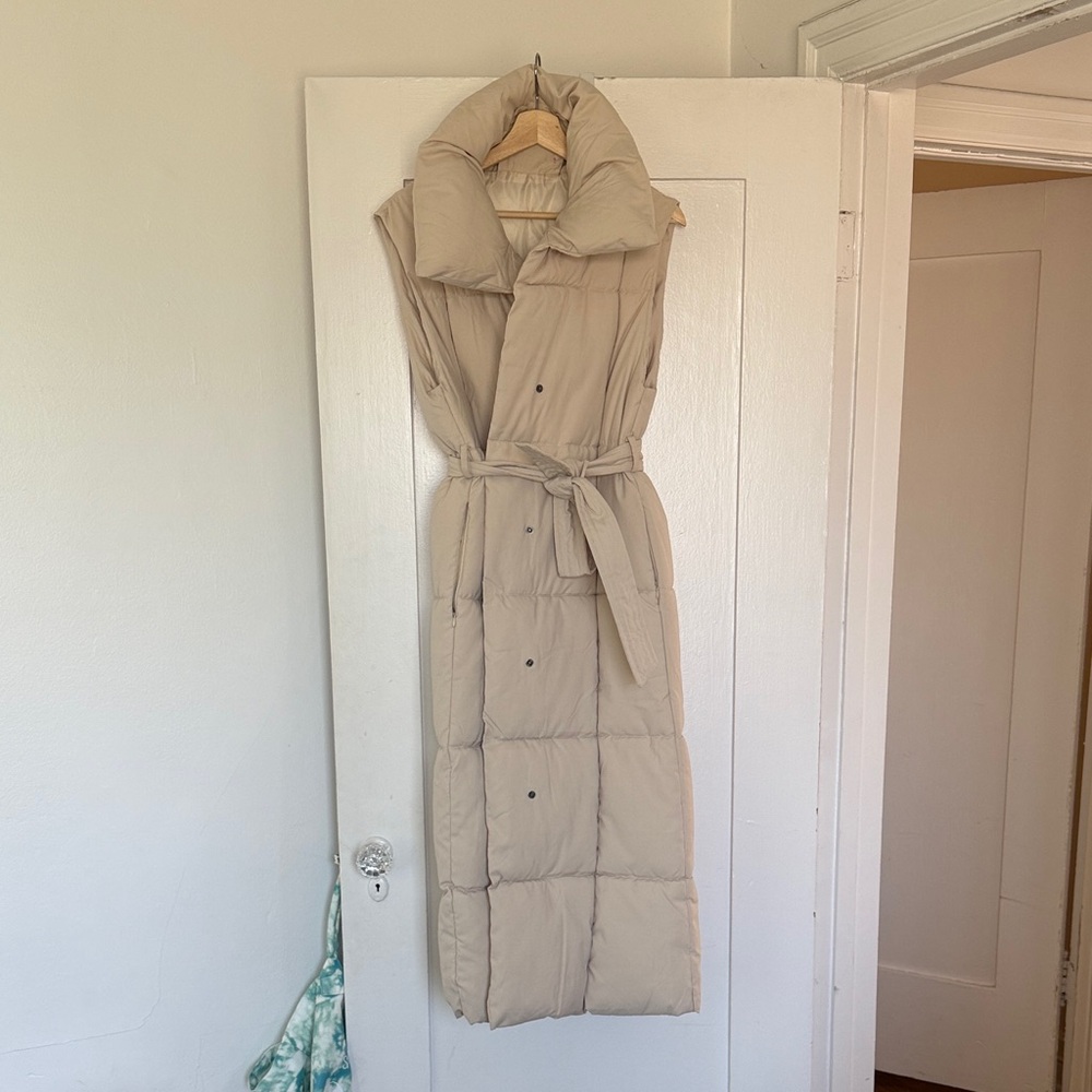 Women's Beige Puffer Vest Jacket
